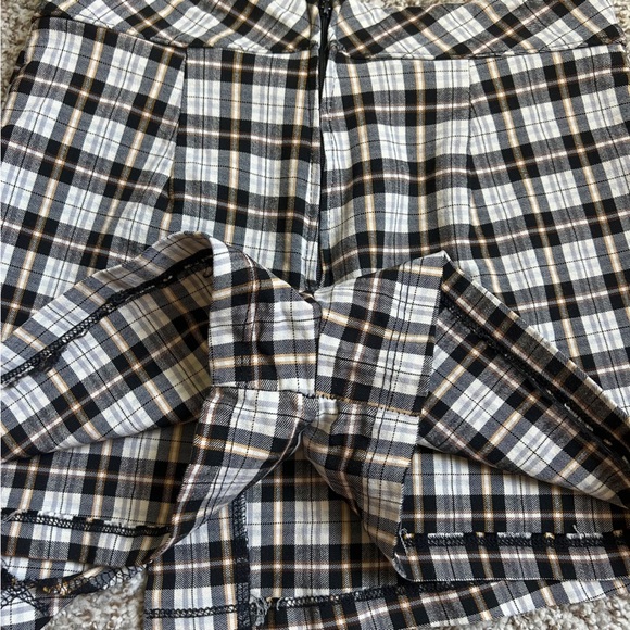 Altar'd State Black and White Asymmetrical Wrap Skort Preppy Plaid School Girl - Picture 5 of 7